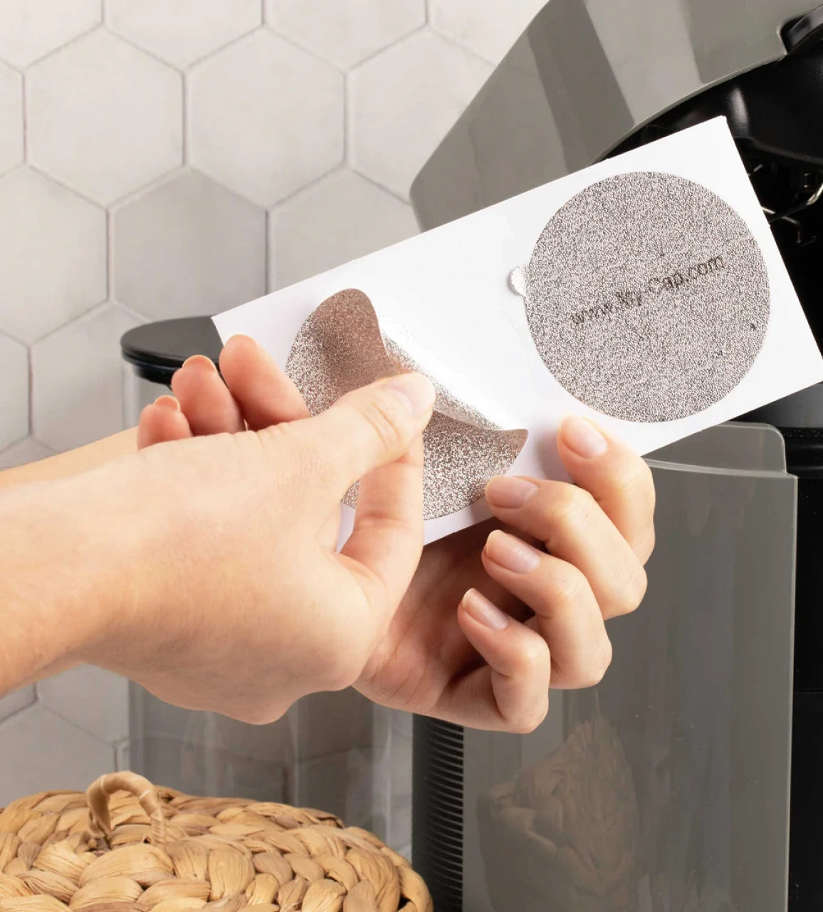 5 modi intelligenti per riutilizzare i filtri del caffè per 5 modi intelligenti per riutilizzare i filtri del caffè per